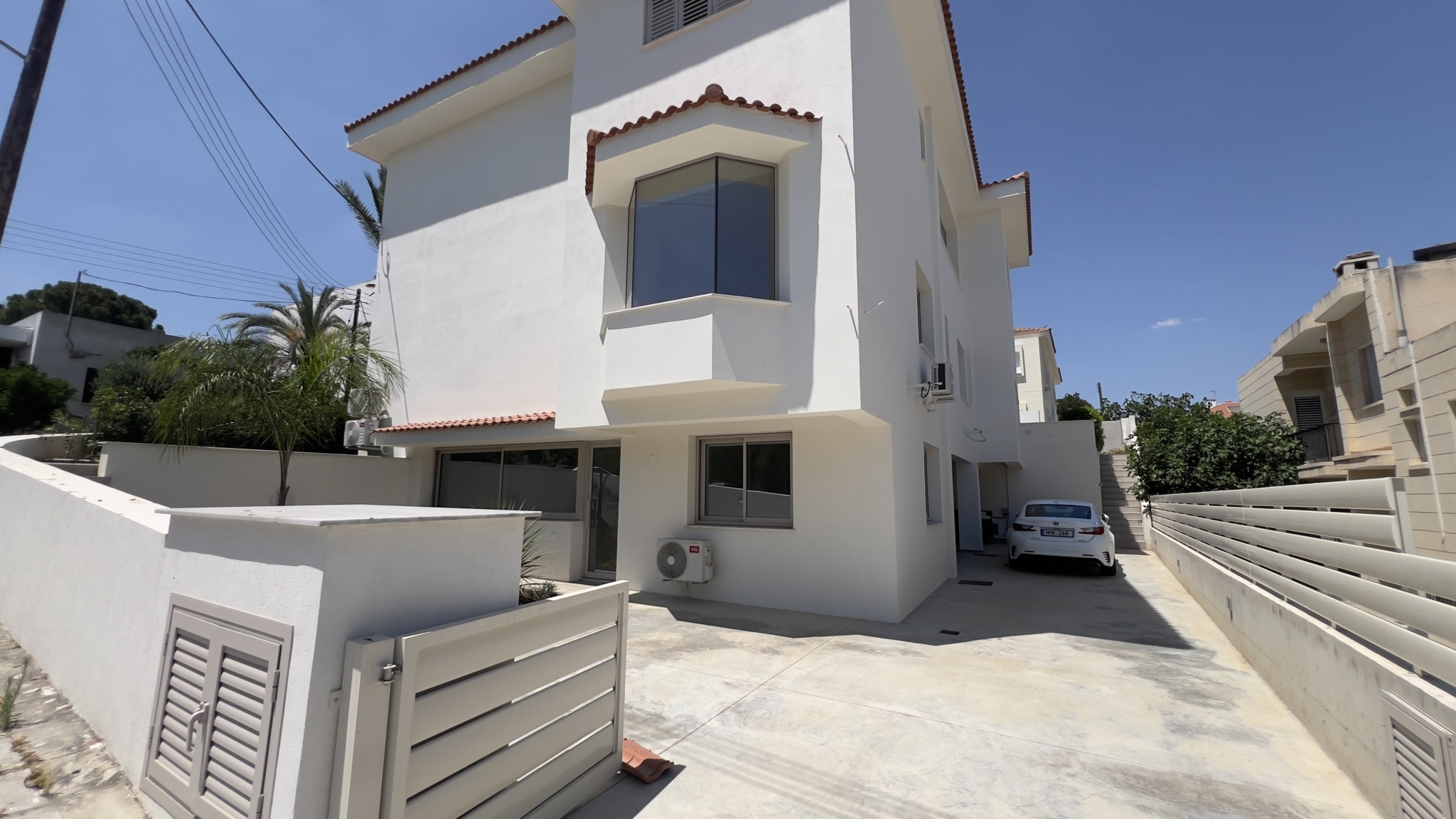 5+1 Bedroom Comer House – Villa For Rent In Aglatzia
