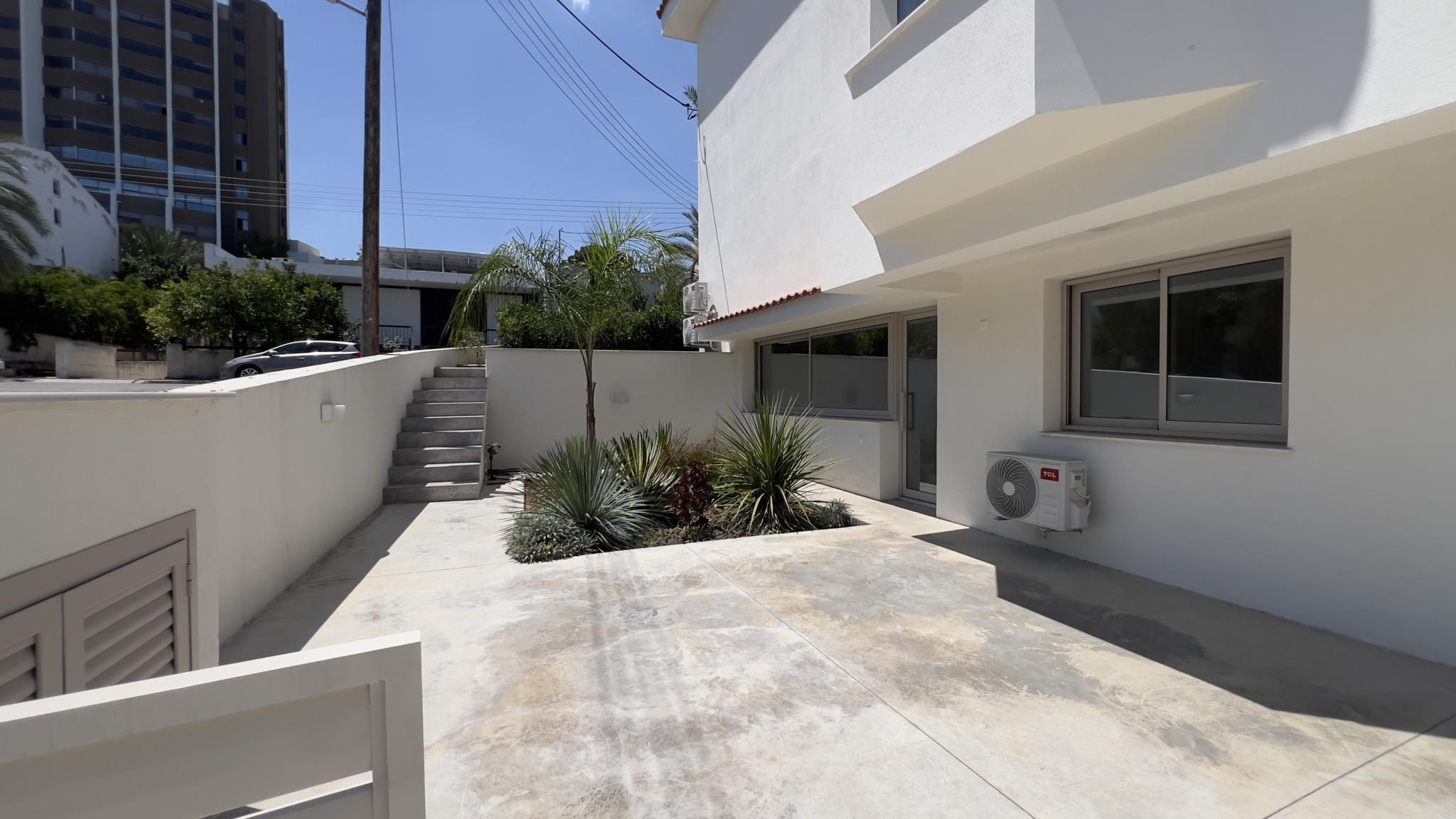 5+1 Bedroom Comer House – Villa For Rent In Aglatzia