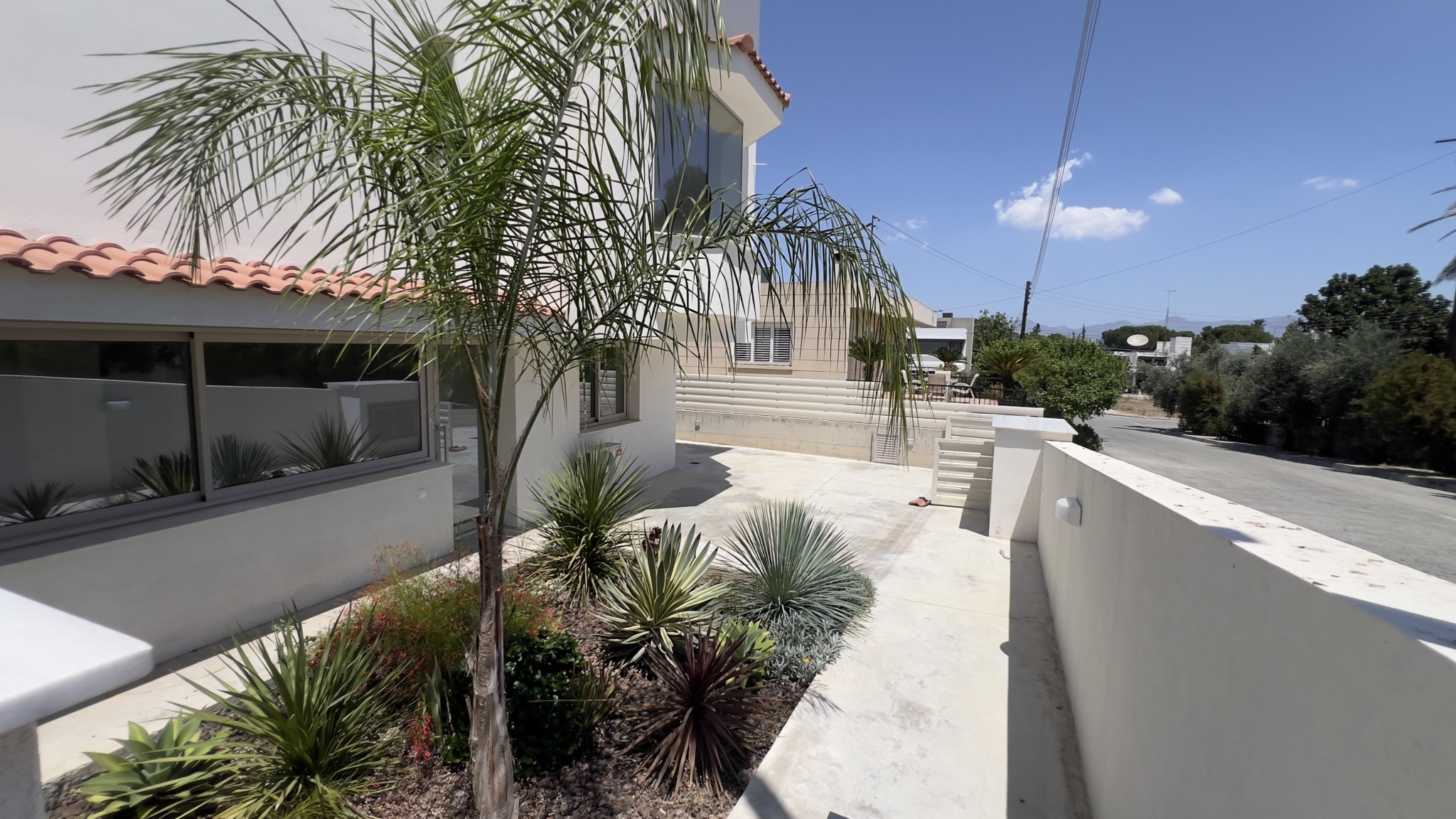 5+1 Bedroom Comer House – Villa For Rent In Aglatzia