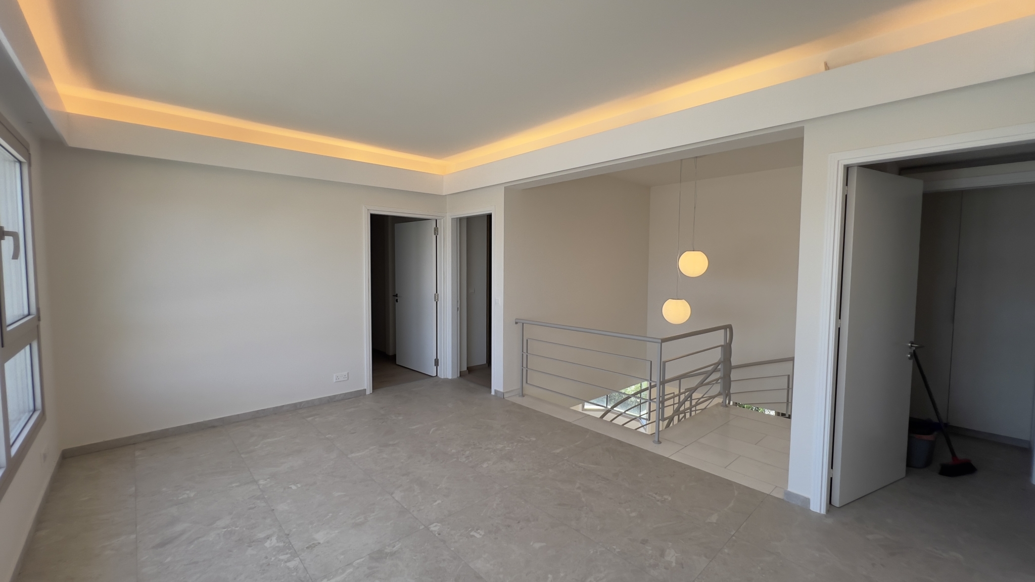 5+1 Bedroom Comer House – Villa For Rent In Aglatzia