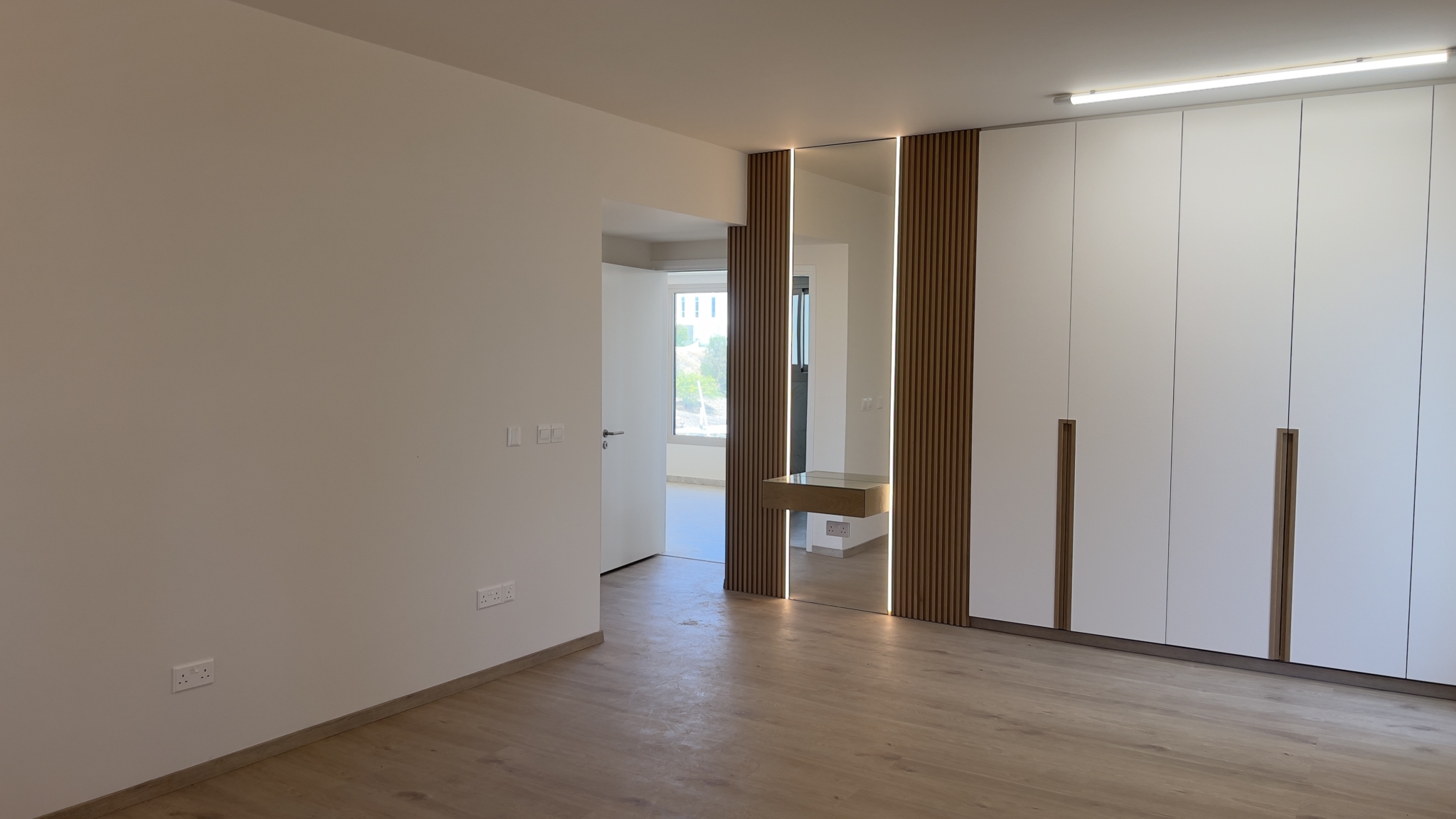 5+1 Bedroom Comer House – Villa For Rent In Aglatzia