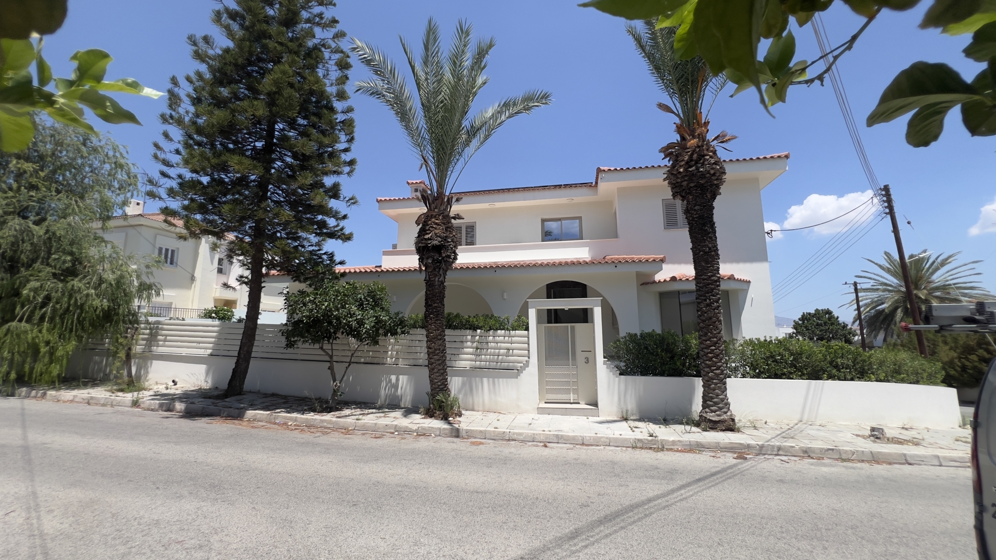 5+1 Bedroom Comer House – Villa For Rent In Aglatzia
