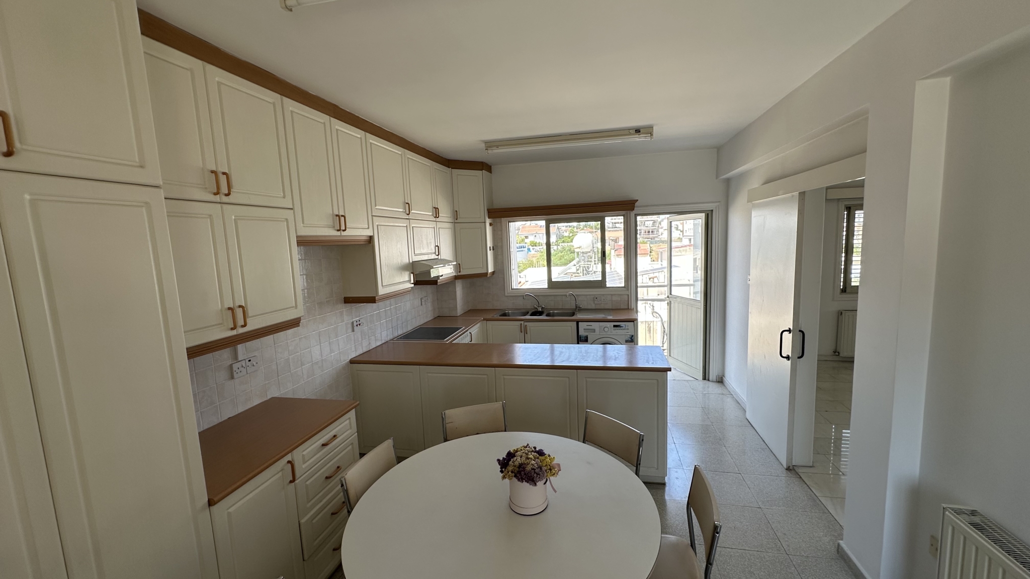 3 Bedroom Apartment For Rent In Strovolos