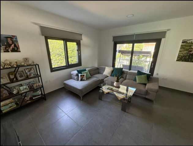 3 Bedroom House For Sale In Psimolofou