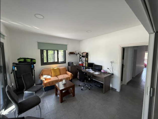 3 Bedroom House For Sale In Psimolofou