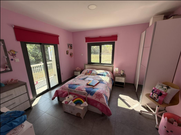3 Bedroom House For Sale In Psimolofou