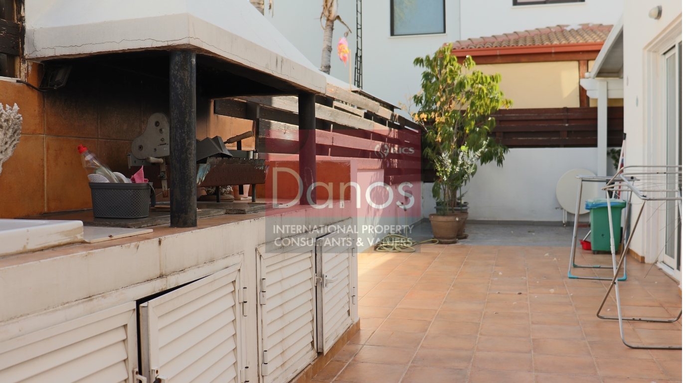 Beautiful 4 Bedroom House For Sale In Lakatamia